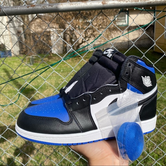 Nike Jordan 1 High Royal Toe - Picture 4 of 5